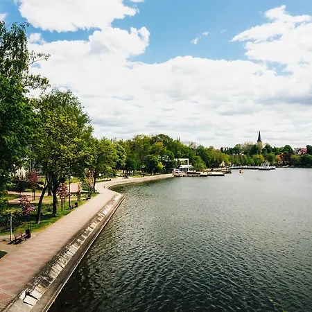 Port Premium Z Widokiem Na Jezioro