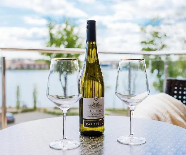 Port Premium Z Widokiem Na Jezioro Ostróda